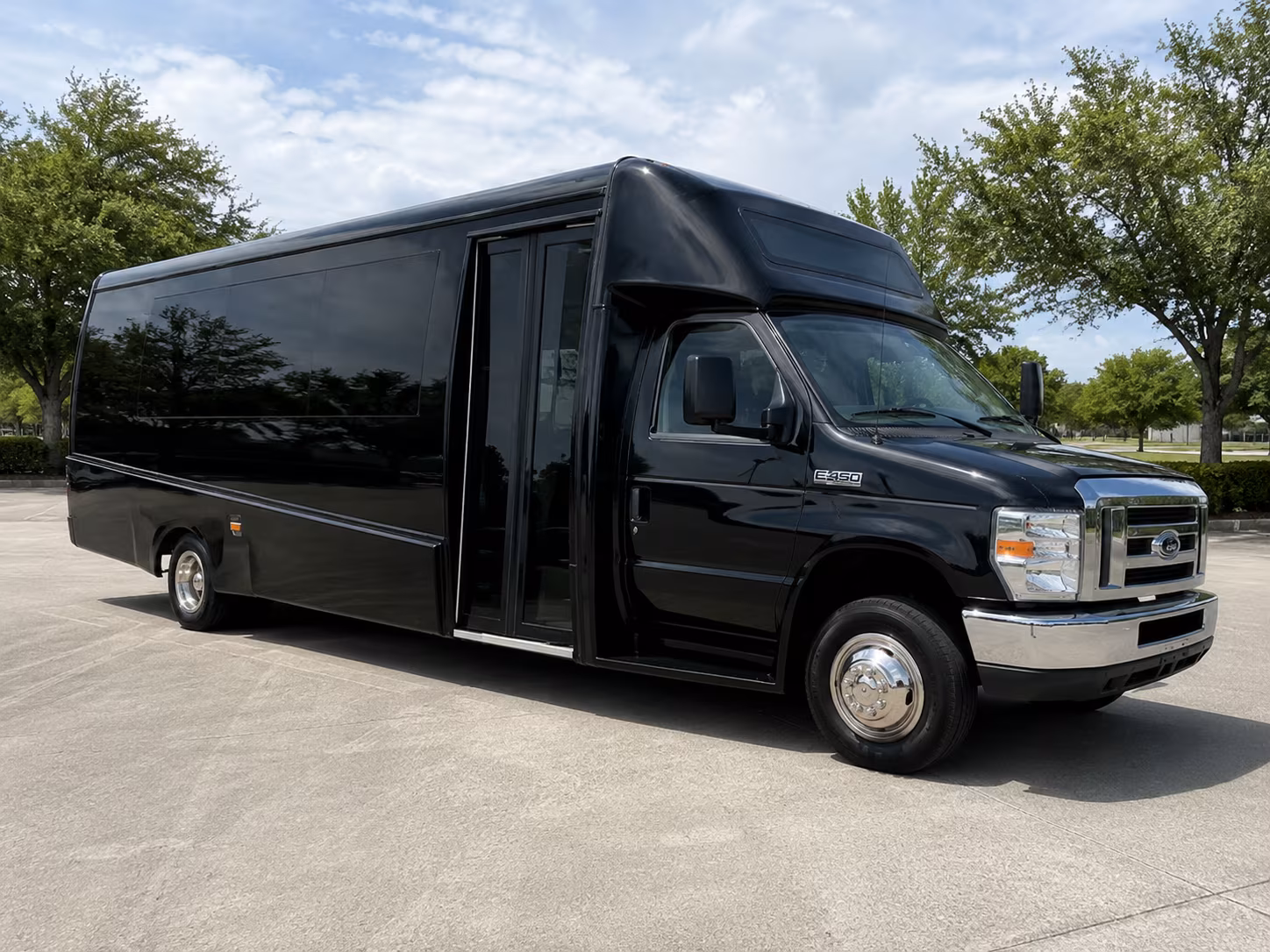 los altos keep your wedding party and guests together with a los altos